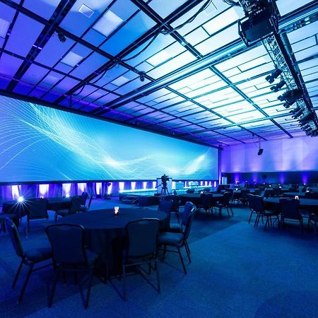Four Points By Sheraton Levis Convention Centre מראה חיצוני תמונה