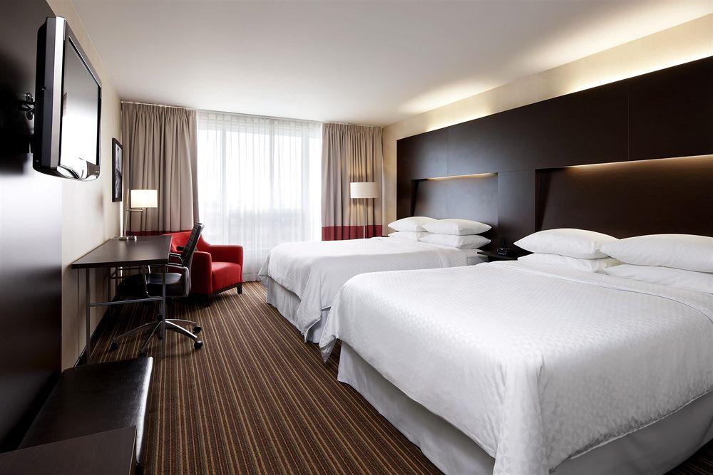 Four Points By Sheraton Levis Convention Centre מראה חיצוני תמונה