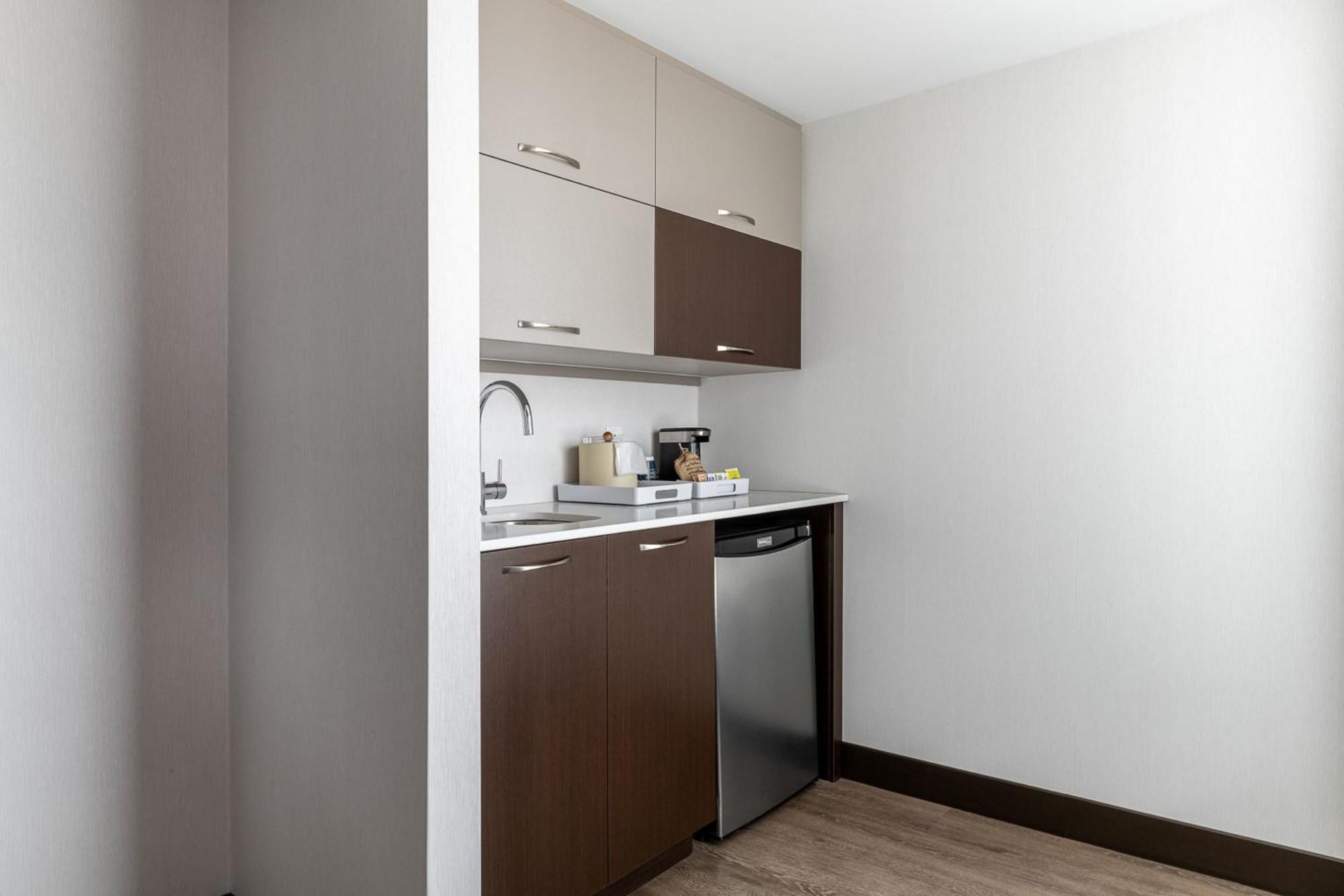 Four Points By Sheraton Levis Convention Centre מראה חיצוני תמונה
