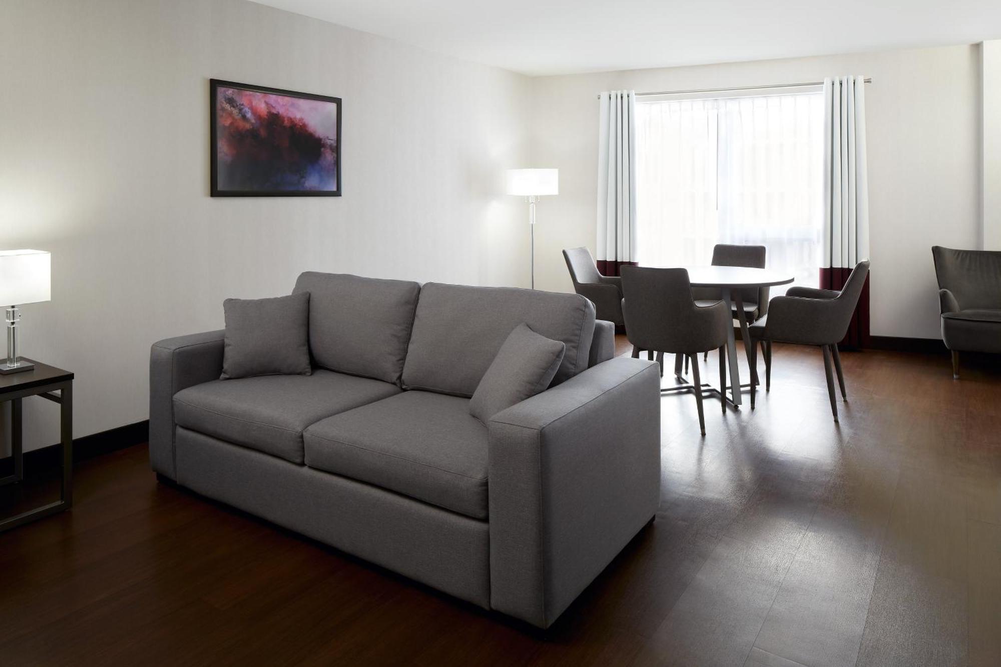 Four Points By Sheraton Levis Convention Centre מראה חיצוני תמונה