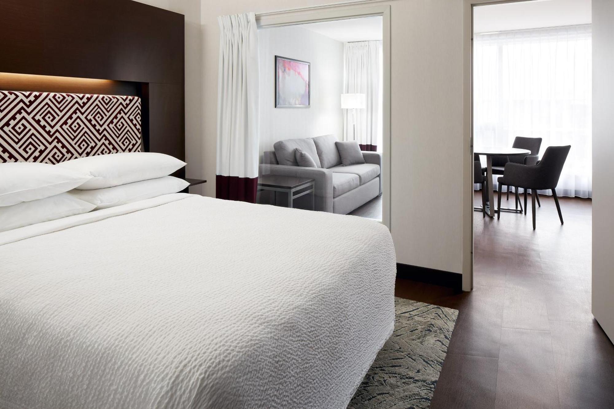 Four Points By Sheraton Levis Convention Centre מראה חיצוני תמונה
