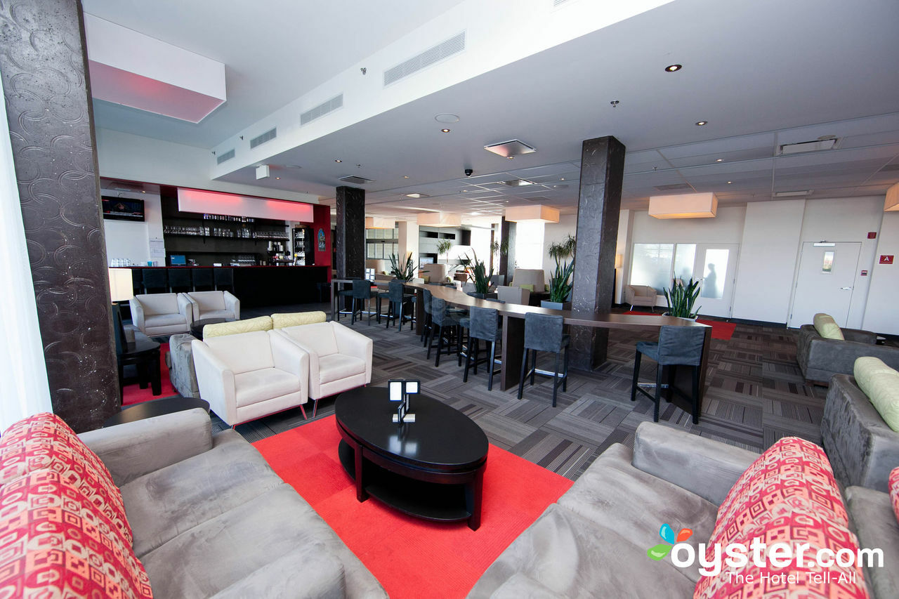 Four Points By Sheraton Levis Convention Centre מראה חיצוני תמונה