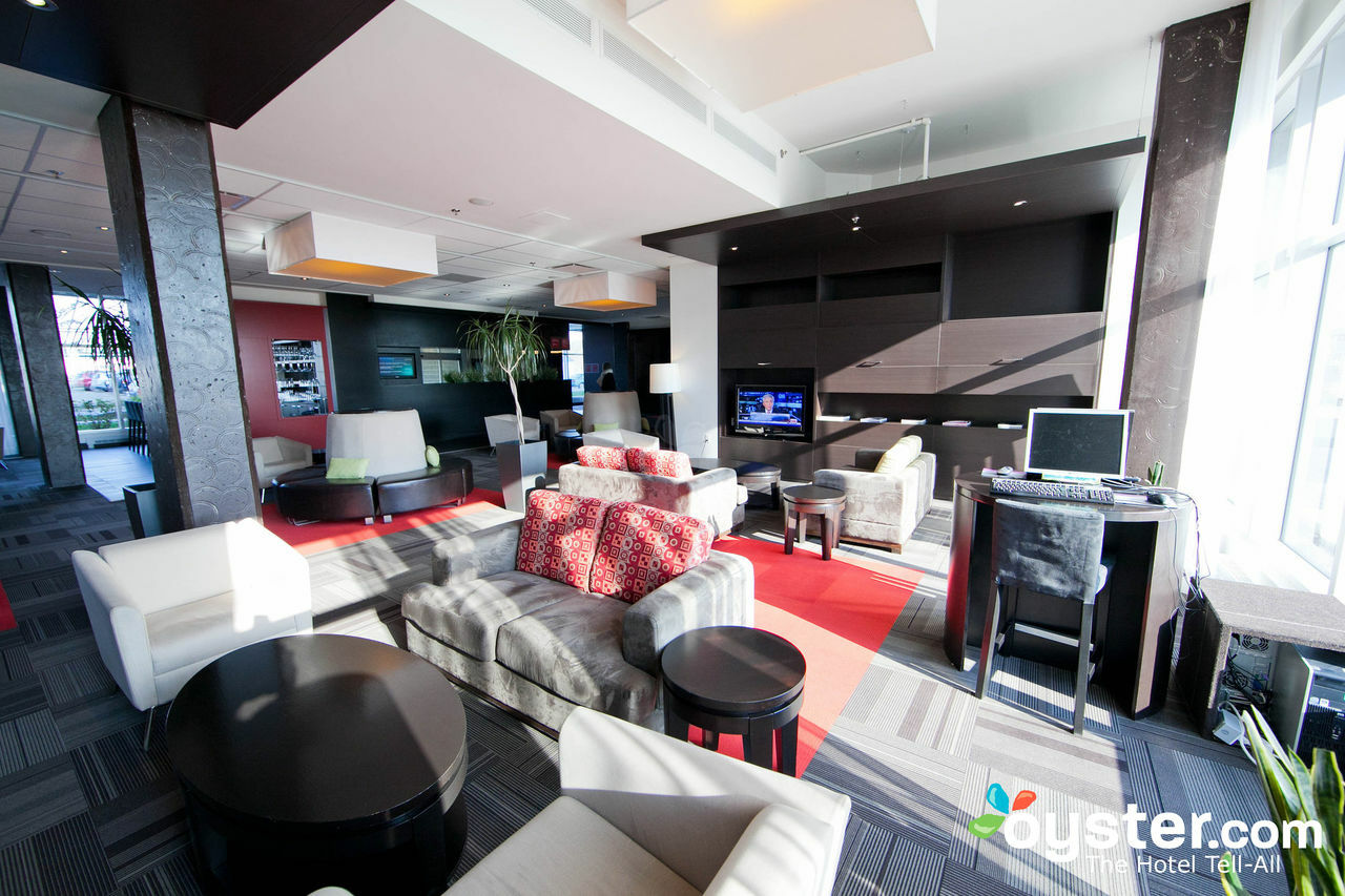 Four Points By Sheraton Levis Convention Centre מראה חיצוני תמונה